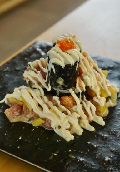 https://dgji3nicqfspr.cloudfront.net/PENJARINGAN/Japanese_Restaurant/Sushi_Hiro__Batavia_Cove_PIK/Reviews/thumbnail/file-17D7CD194C0E18D3-thumb_1718067291685.jpg