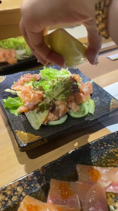 https://dgji3nicqfspr.cloudfront.net/PENJARINGAN/Japanese_Restaurant/Sushi_Maru_Pik/Reviews/22file-17D7559A5E35C010_171793590630622_1717935908653.jpg