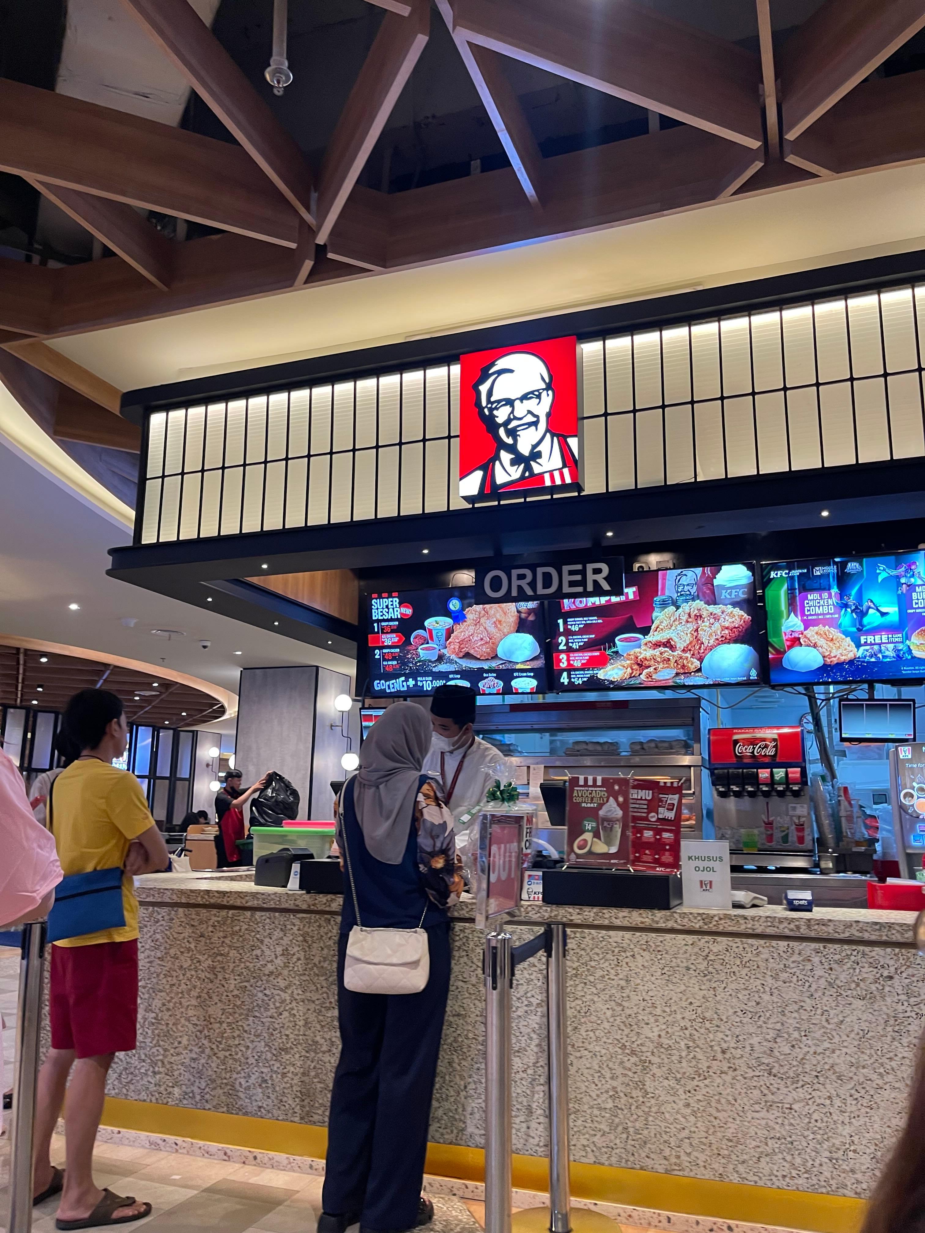 KFC - Emporium Pluit Mall review