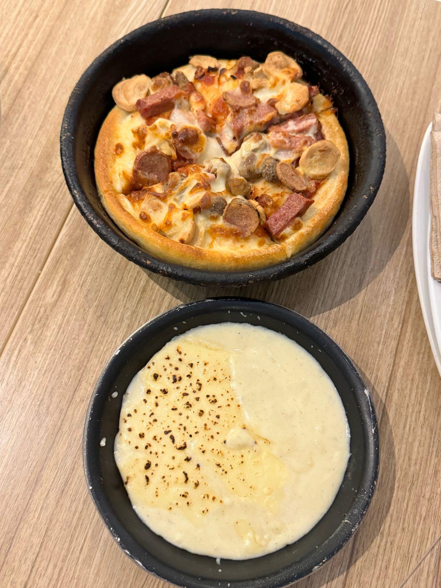 Pizza Hut Restoran - Pluit Village review