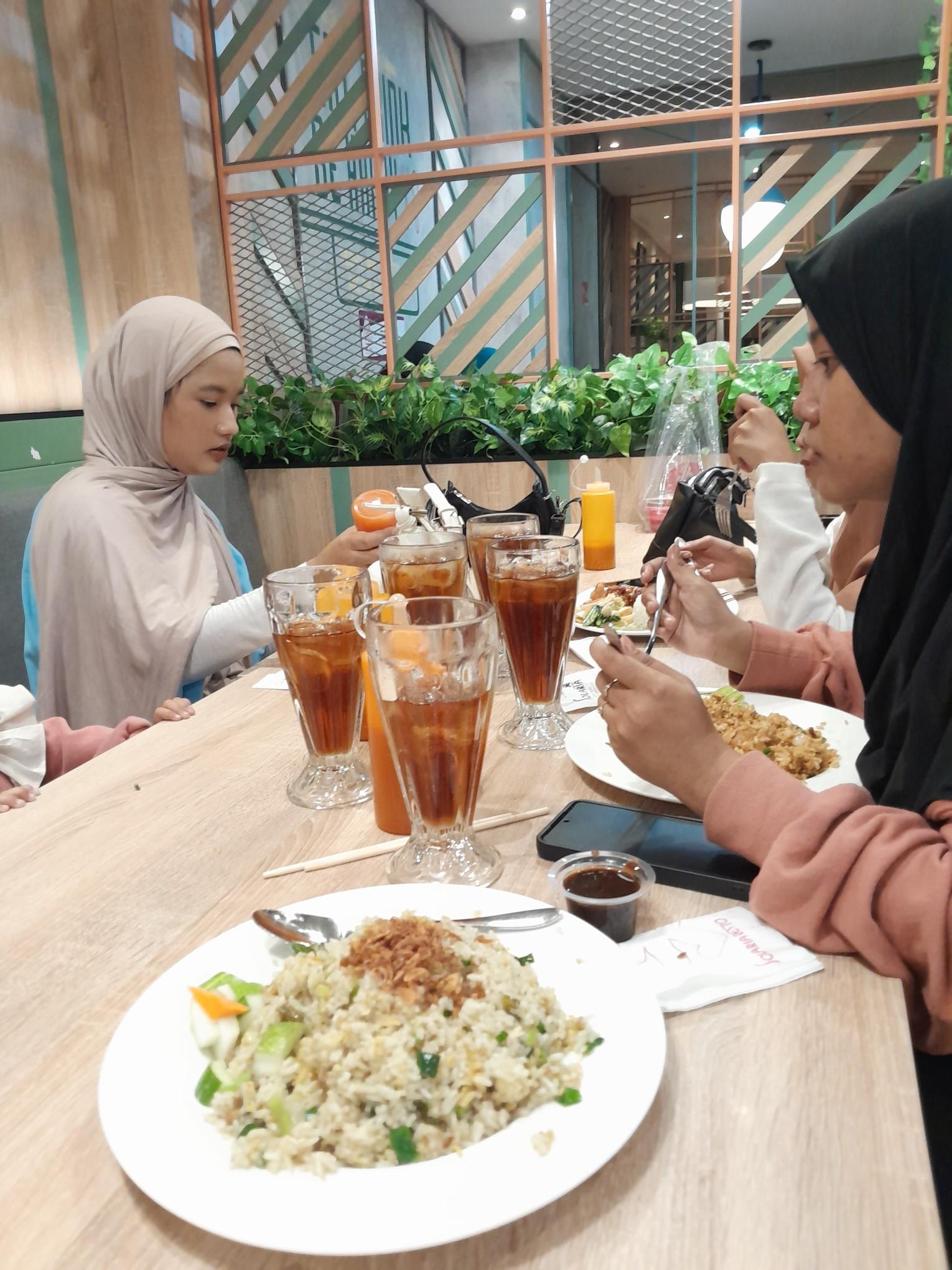 Solaria - Pluit Village Mall review