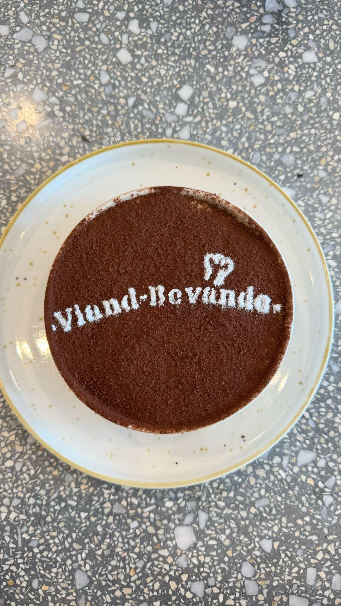 Viand Bevande Cafe review