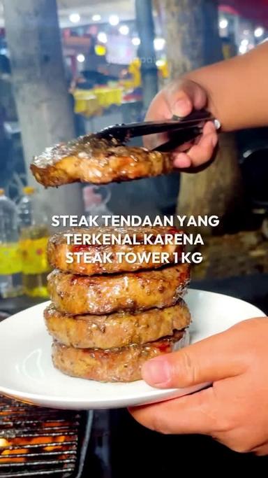 https://dgji3nicqfspr.cloudfront.net/PINANG/Restaurant/Black_Delish_Steak/Reviews/thumbnail/1V2OjLbLGnYV_OcllZsAfZFXeSVJ1Dw3u.jpg