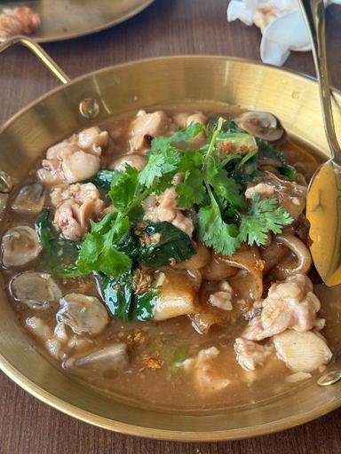 https://dgji3nicqfspr.cloudfront.net/PINANG/Restaurant/Krapow_Thai_Flavours/Reviews/thumbnail/file-17D66609DA5049A7-thumb_1717672500717.jpg