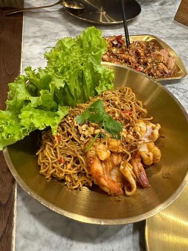 https://dgji3nicqfspr.cloudfront.net/PINANG/Restaurant/Krapow_Thai_Flavours/Reviews/thumbnail/file-17DBE141F62A3E8A-thumb_1719215356537.jpg