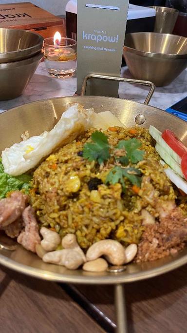 https://dgji3nicqfspr.cloudfront.net/PINANG/Restaurant/Krapow_Thai_Flavours/Reviews/thumbnail/uploadsuploads-thumb_1715510306089.jpg