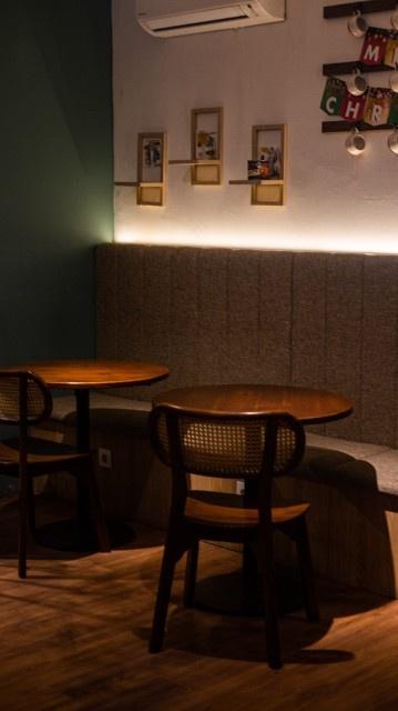 https://dgji3nicqfspr.cloudfront.net/PONDOK_AREN/Coffee_Shop/Putih_Espresso_Bar/Reviews/thumbnail/IMG_Review_1712453022002_compressed279208723999068605_1712453022887.jpg