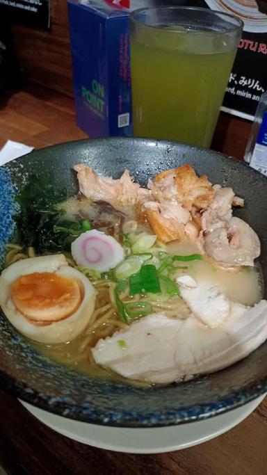 https://dgji3nicqfspr.cloudfront.net/PONDOK_AREN/Japanese_Restaurant/MenyaUki/Reviews/thumbnail/uploadsuploads-thumb_1715417909302.jpg