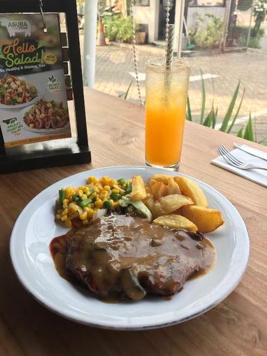 https://dgji3nicqfspr.cloudfront.net/PONDOK_AREN/Restaurant/Abuba_Steak__Bintaro/Reviews/thumbnail/file-17DC95A257DE5A71-thumb_1719413682665.jpg