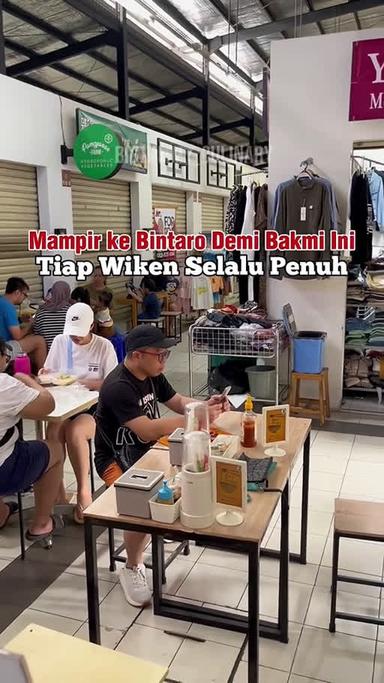 https://dgji3nicqfspr.cloudfront.net/PONDOK_AREN/Restaurant/Bakmi_Polim___Fresh_Market_Bintaro/Reviews/thumbnail/1VjaHVsem7Pdt0FJ8KNq7VpwBp9XzbEbk-0.jpg