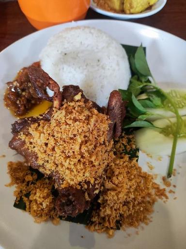 https://dgji3nicqfspr.cloudfront.net/PONDOK_AREN/Restaurant/Bebek_Kaleyo__Bintaro/Reviews/thumbnail/uploadsuploads-thumb_1715438255155.jpg