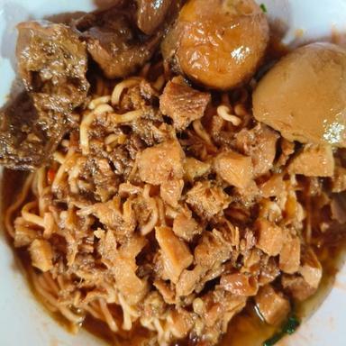 https://dgji3nicqfspr.cloudfront.net/PULO_GADUNG/Chinese_Restaurant/Mie_Ayam_Cak_Kandar/Reviews/thumbnail/IMG_Review_1713948528452_compressed1476523972277697992_1713948530102.jpg