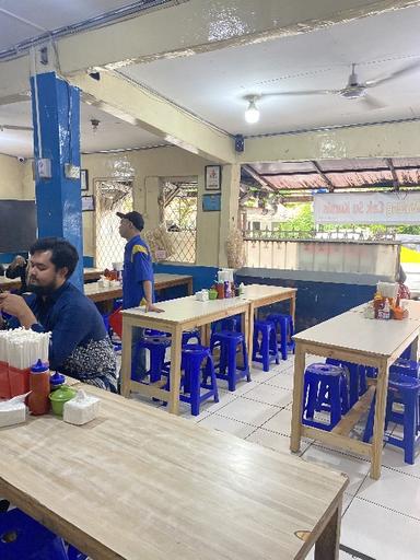 https://dgji3nicqfspr.cloudfront.net/PULO_GADUNG/Restaurant/Bakso_Bakwan_Malang_Cak_Su_Kumis/Reviews/thumbnail/file_1709268964962.jpg