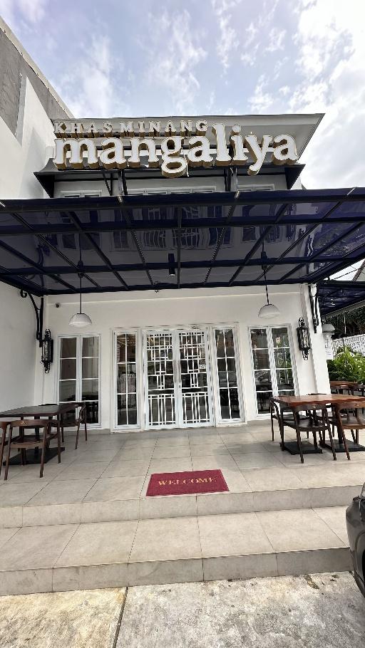 Mangaliya Minang review