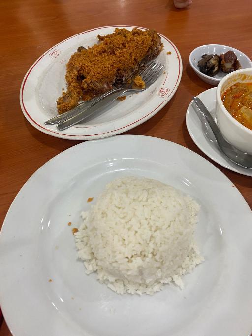 Ny. Suharti Fried Chicken review