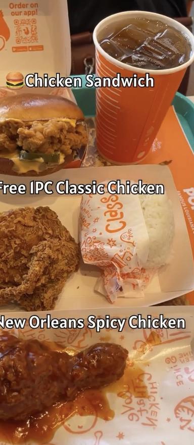 https://dgji3nicqfspr.cloudfront.net/PULO_GADUNG/Restaurant/Popeyes_Pemuda_Rawamangun/Reviews/thumbnail/file_1711781074865.jpg