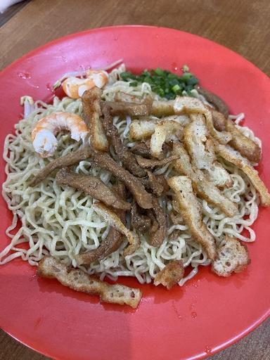 https://dgji3nicqfspr.cloudfront.net/SAWAH_BESAR/Chinese_Restaurant/Bakmi_Ace/Reviews/thumbnail/file_1711772554474.jpg