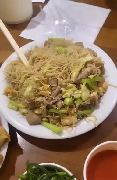 https://dgji3nicqfspr.cloudfront.net/SAWAH_BESAR/Chinese_Restaurant/Rm_Krekot_DH_Kuo_Thie/Reviews/thumbnail/22file_171276874258122_1712768743511.jpg