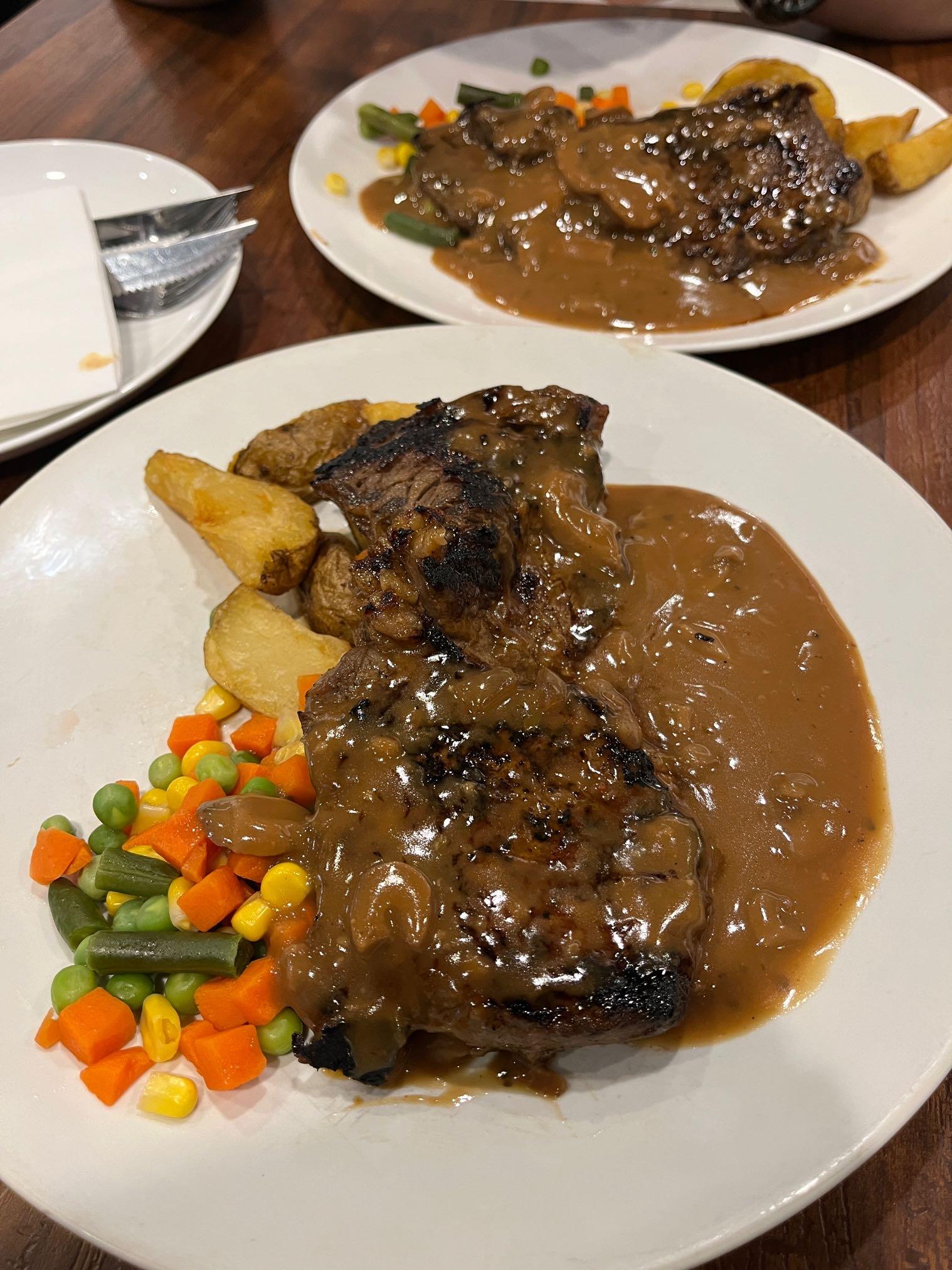 Joni Steak review