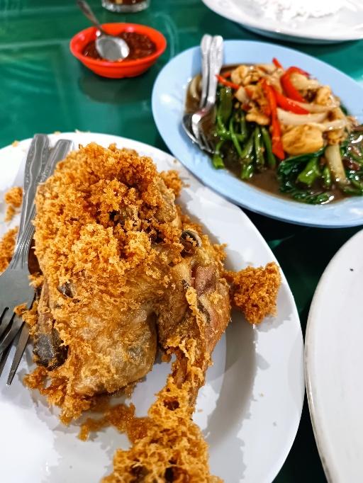 Ayam Goreng Suharti Krapyak review