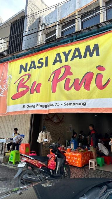 https://dgji3nicqfspr.cloudfront.net/SEMARANG_TENGAH/Restaurant/Nasi_Ayam_Bu_Pini/Reviews/thumbnail/file-17D30037D77FA1B0-thumb_1716716123397.jpg