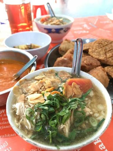 https://dgji3nicqfspr.cloudfront.net/SEMARANG_TENGAH/Restaurant/Soto_Bokoran/Reviews/thumbnail/uploadsuploads-thumb_1715853321677.jpg