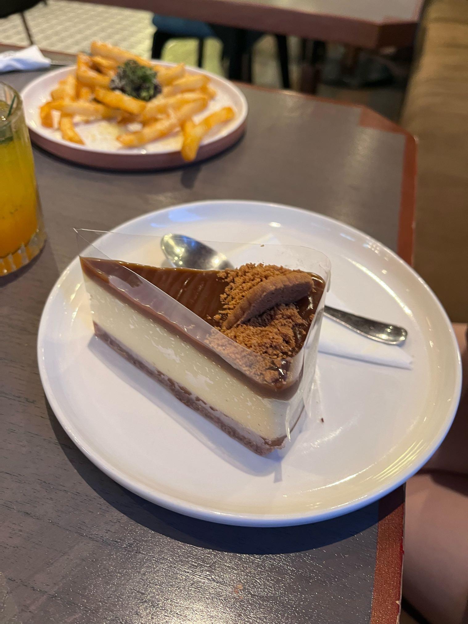 Jurnal Risa Coffee - Atrium review