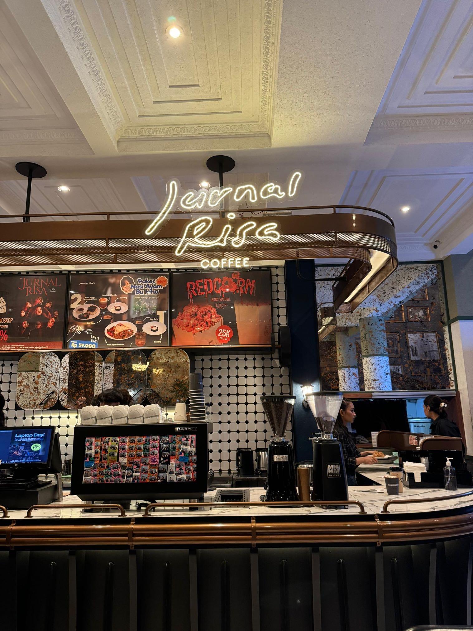 Jurnal Risa Coffee - Atrium review