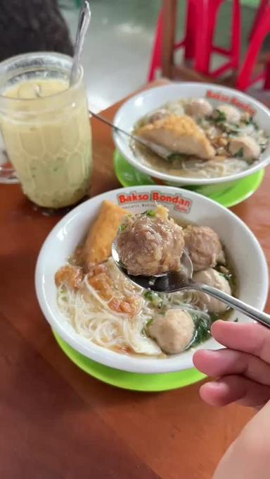 https://dgji3nicqfspr.cloudfront.net/SERPONG/Restaurant/Bakso_Bondan_Solo_Bsd/Reviews/22file-17D3A85D3BA10EF0_171690100144222_1716901001903.jpg