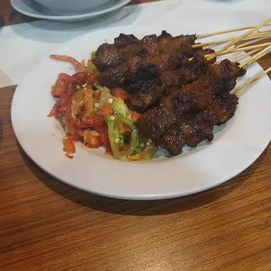 https://dgji3nicqfspr.cloudfront.net/SERPONG/Restaurant/Sop_Djanda__Sate_Maranggi_MaIdah/Reviews/22VID_Review_17145885553155217424678048611987_171458855590222_1714588556466.jpg