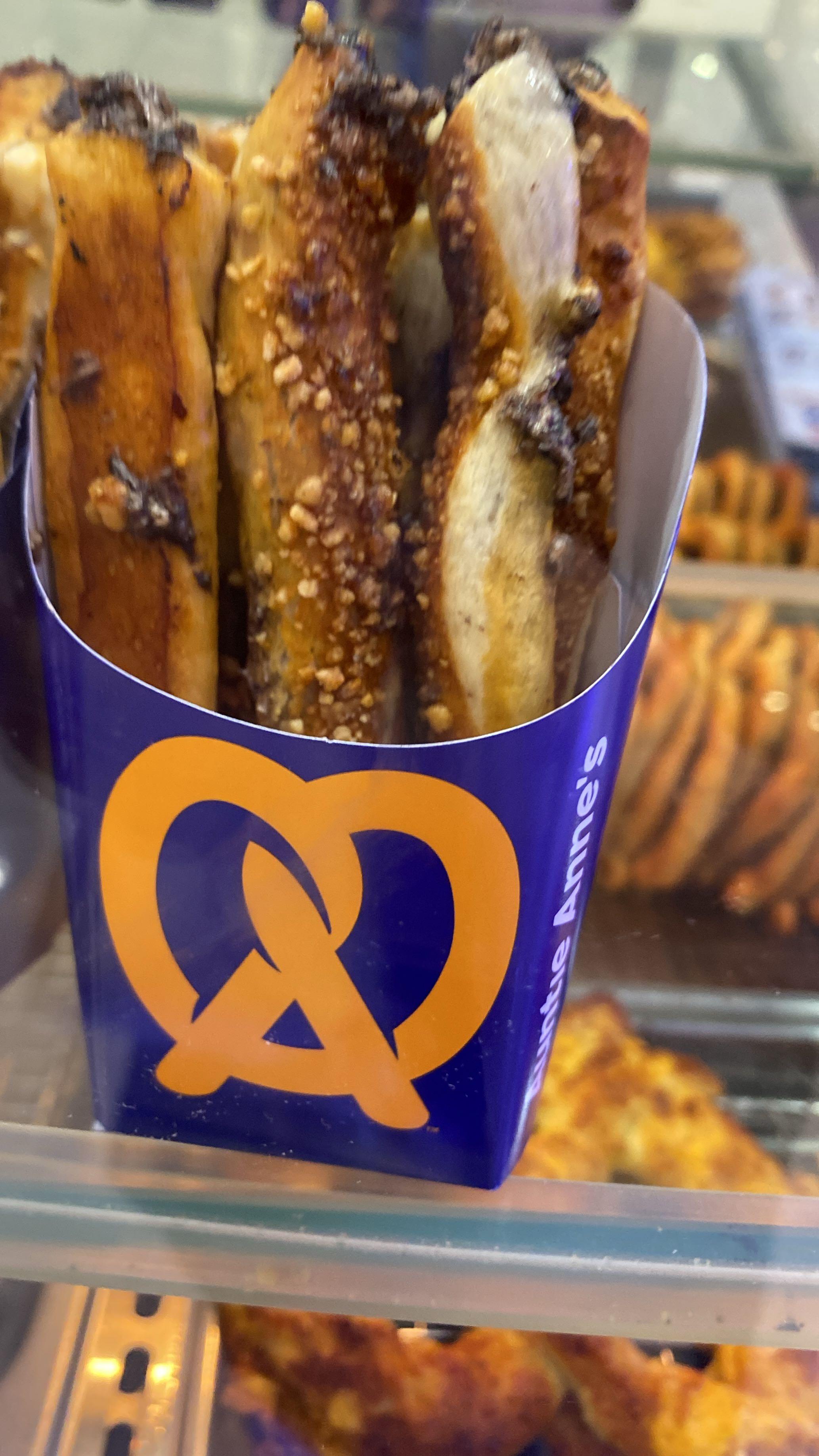 Auntie Anne'S - Living World Alam Sutera review