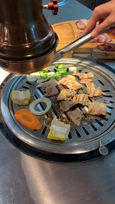 https://dgji3nicqfspr.cloudfront.net/SERPONG_UTARA/Bar/Parampam_Korean_Grill/Reviews/thumbnail/22file_171291365202422_1712913653287.jpg