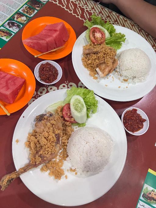 Ayam Goreng Suharti review