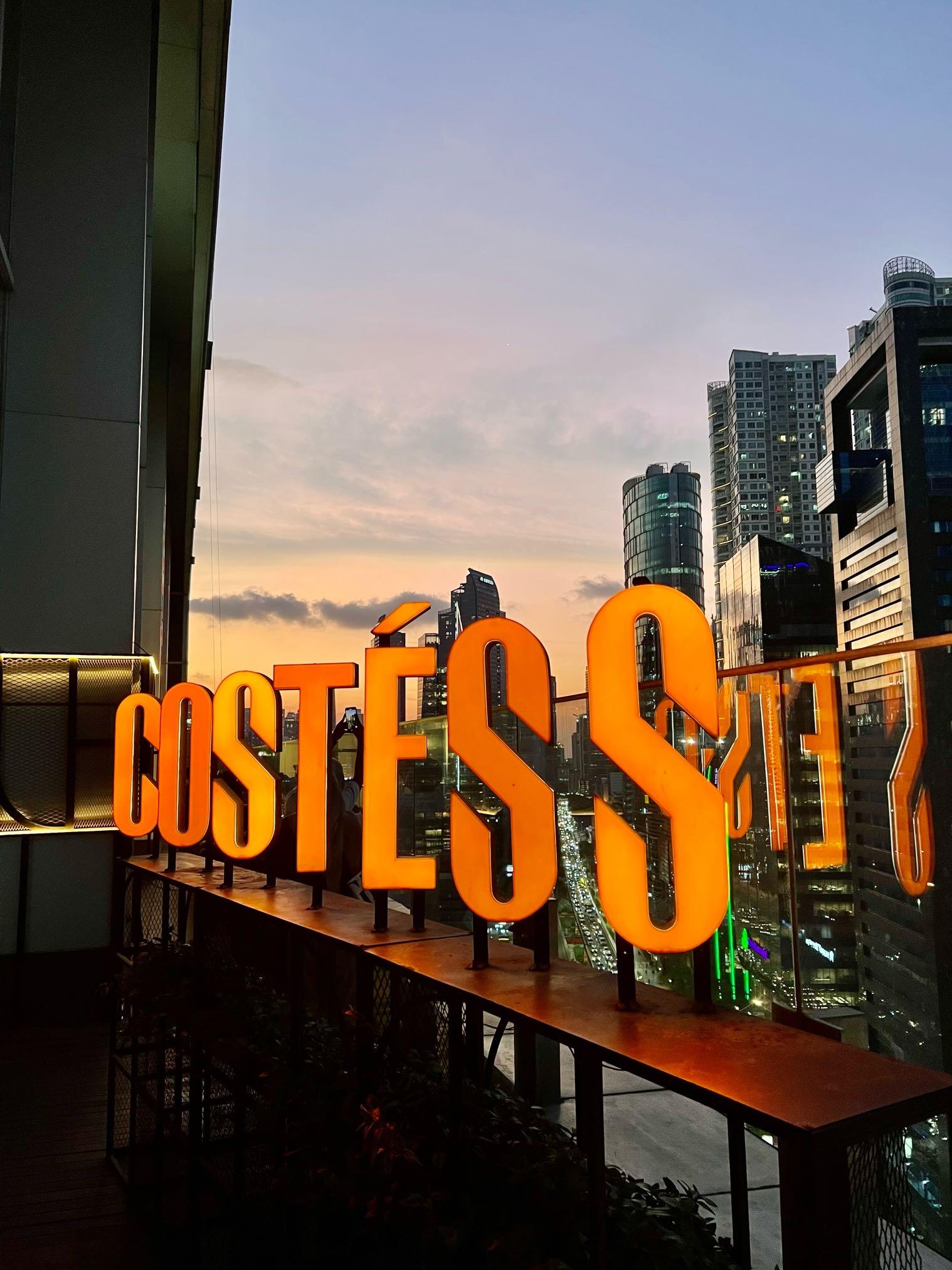 Costess Cafe & Bar review