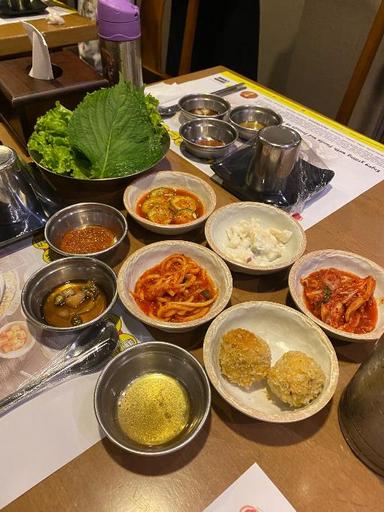 https://dgji3nicqfspr.cloudfront.net/SETIA_BUDI/Bar/Magal_Signature_Korean_BBQ__One_Satrio/Reviews/thumbnail/file-17D3467804A14D54-thumb_1716793364635.jpg