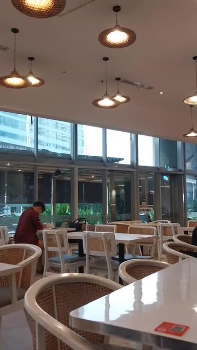 https://dgji3nicqfspr.cloudfront.net/SETIA_BUDI/Cafe/Bach_Coffee_Kuningan_City/Reviews/22VID_Review_1719643470524406937243894081790-17DD66A5C5A39935_171964349512822_1719643495985.jpg