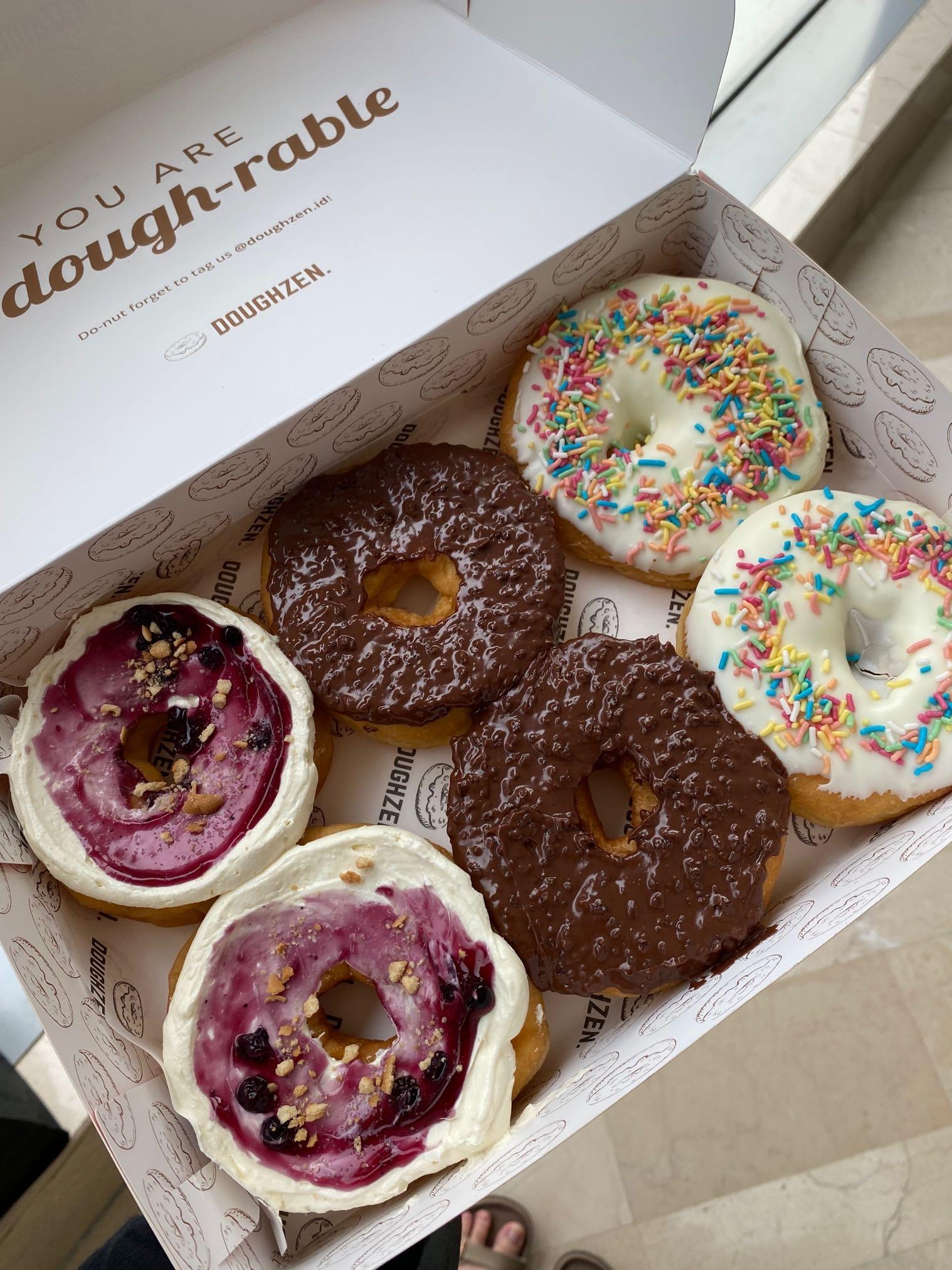 Doughzen - Lotte Mall review