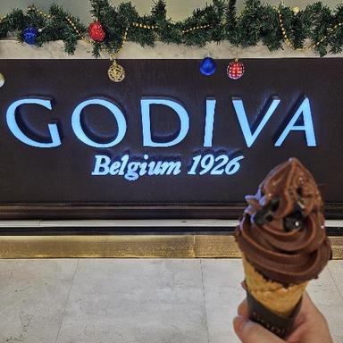 https://dgji3nicqfspr.cloudfront.net/SETIA_BUDI/Restaurant/Godiva_Kota_Kasablanka/Reviews/thumbnail/uploadsuploads-thumb_1715836602263.jpg