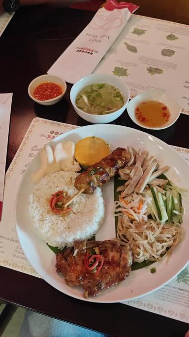 https://dgji3nicqfspr.cloudfront.net/SETIA_BUDI/Restaurant/Saigon_Delight/Reviews/22VID_Review_17192085092311896125609773279027-17DBDB11CC58311E_171920855259022_1719208553508.jpg