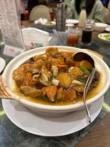 https://dgji3nicqfspr.cloudfront.net/TAMAN_SARI/Chinese_Restaurant/Angke_Restaurant__Ketapang/Reviews/thumbnail/uploadsuploads-thumb_1715919584264.jpg
