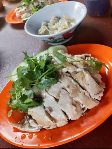 https://dgji3nicqfspr.cloudfront.net/TAMAN_SARI/Chinese_Restaurant/Bakmi_Ahong/Reviews/thumbnail/uploadsuploads-thumb_1714916943355.jpg