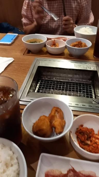 https://dgji3nicqfspr.cloudfront.net/TANAH_ABANG/Japanese_Restaurant/Yakiniku_Like__Grand_Indonesia/Reviews/thumbnail/22VID_Review_17128387045088722576019494887158_171283870926222_1712838710203.jpg