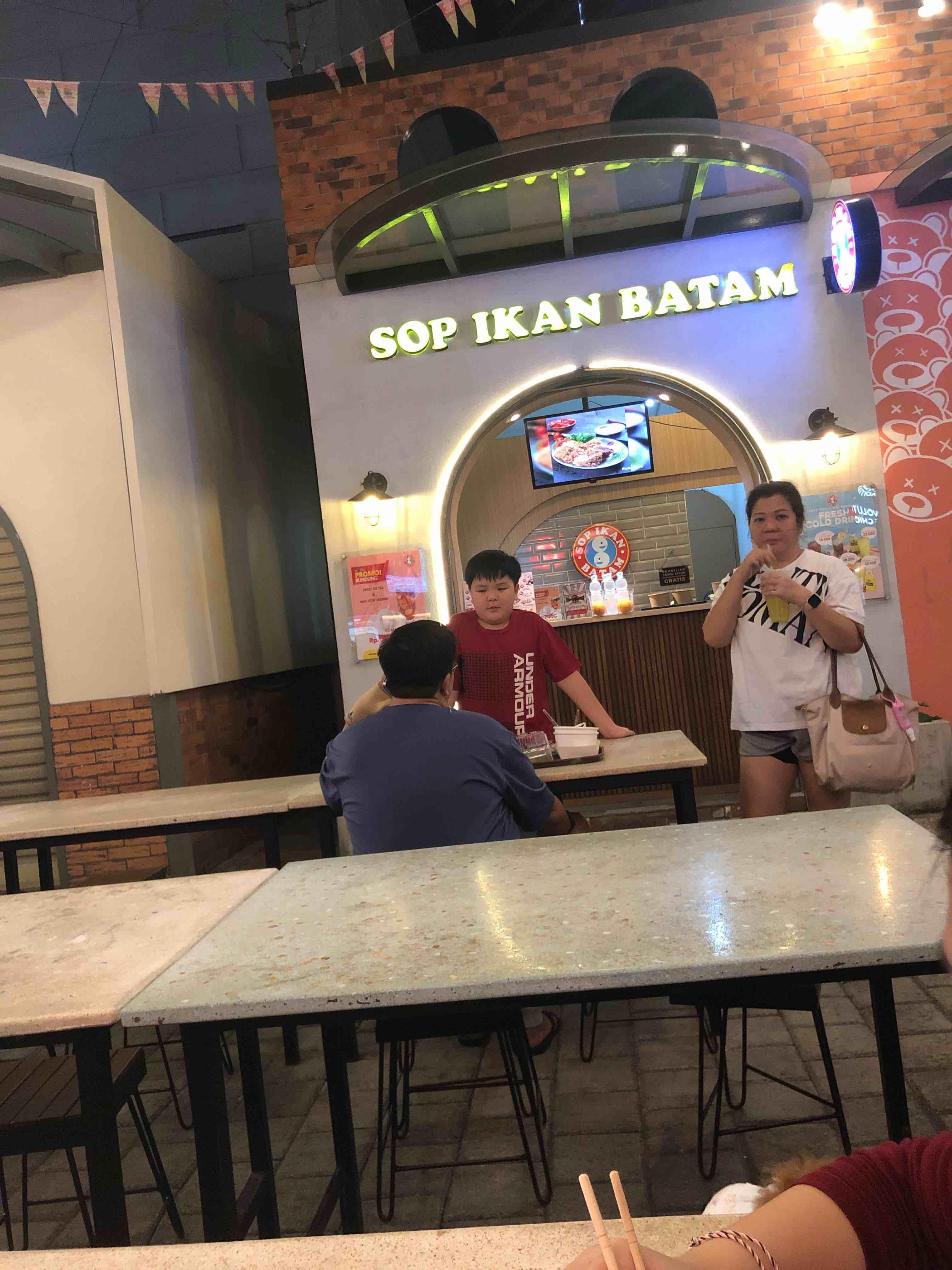 Sop Ikan Batam, Chillax review