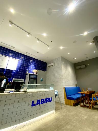 https://dgji3nicqfspr.cloudfront.net/TARUMAJAYA/Restaurant/Labiru__Roca_Kitchen_Bekasi/Reviews/thumbnail/file_1709920962640.jpg