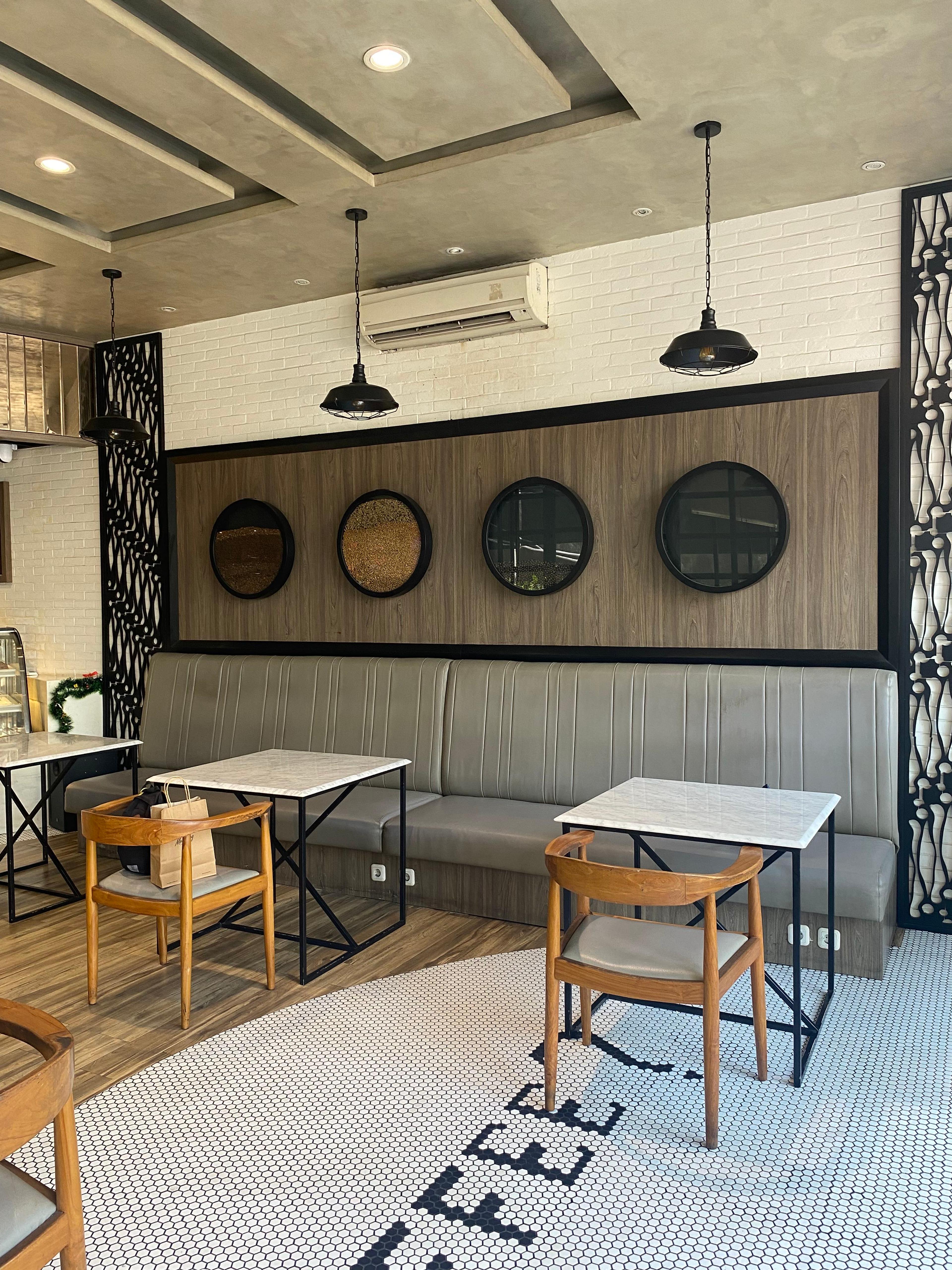 Muyen Coffee And Roastery - Tebet review