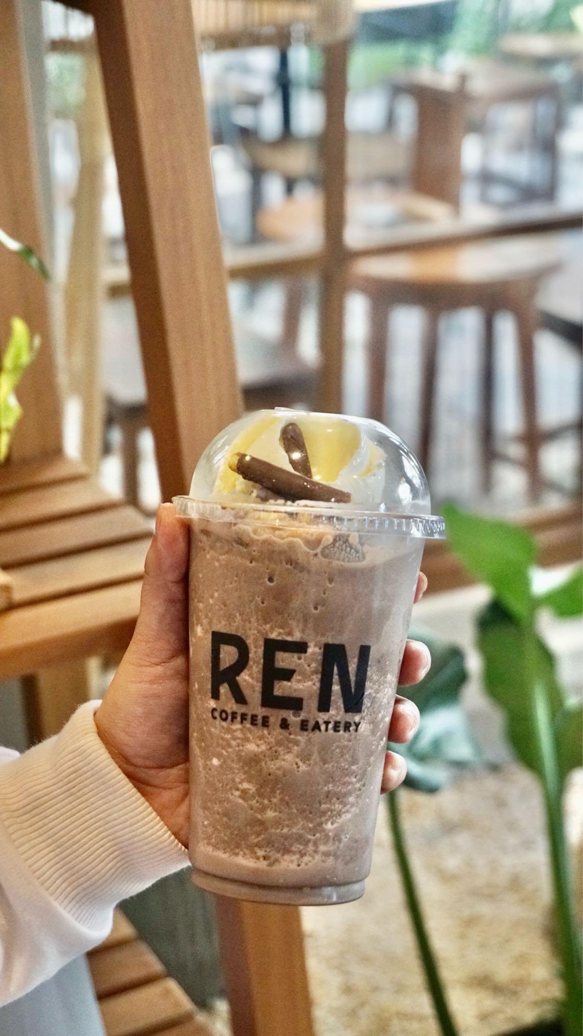 Ren Coffee & Eatery review