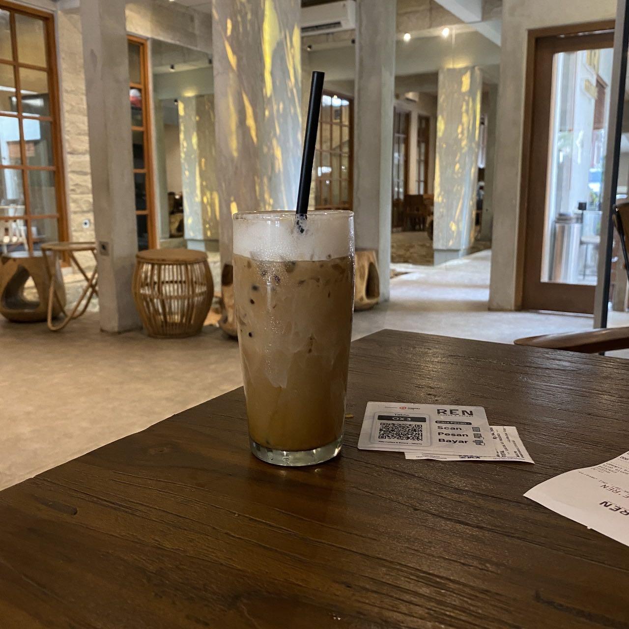 Ren Coffee & Eatery review