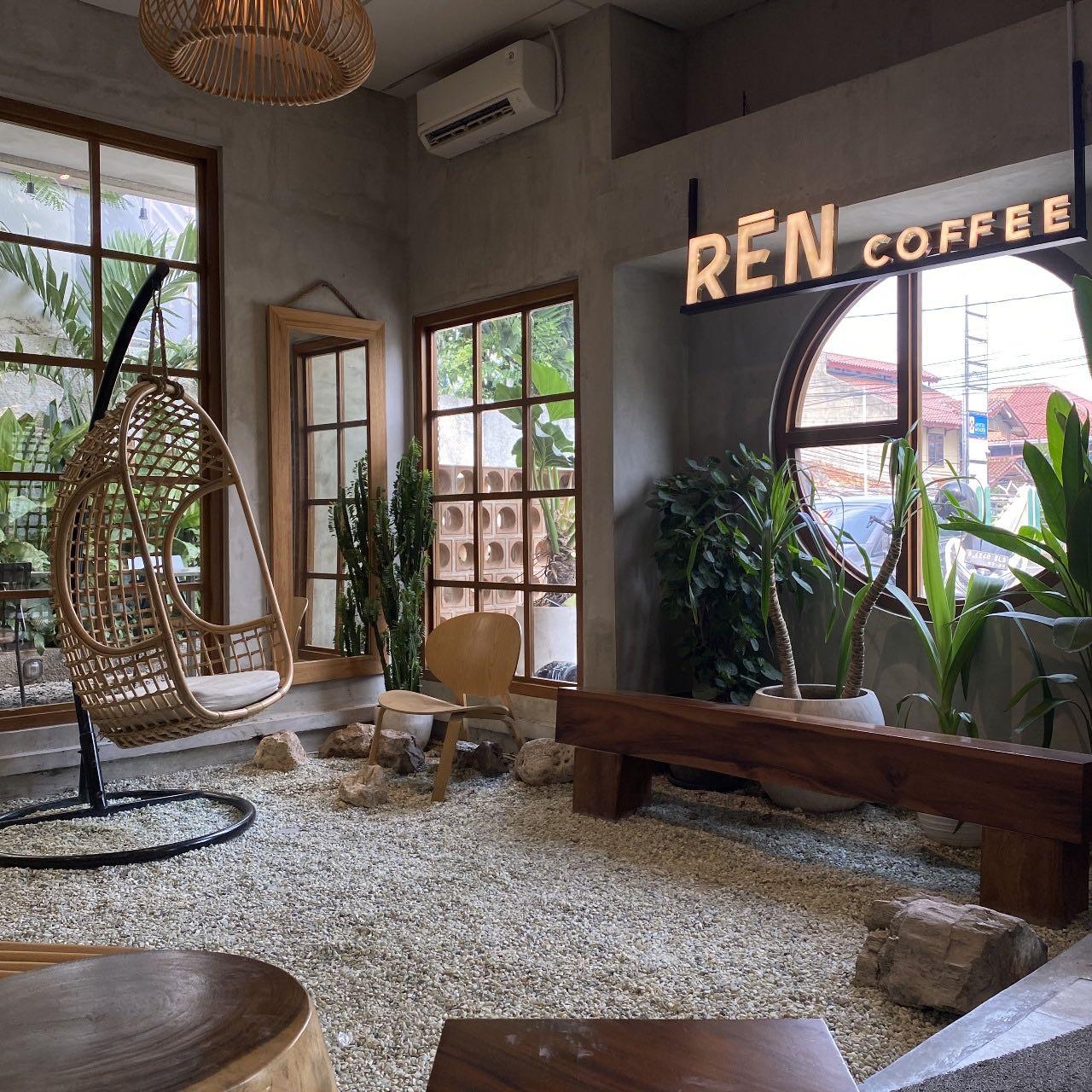 Ren Coffee & Eatery review