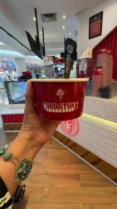 https://dgji3nicqfspr.cloudfront.net/TEBET/Restaurant/Cold_Stone_Creamery/Reviews/22file-17E5E6D3062D07EB_172203622701322_1722036228370.jpg