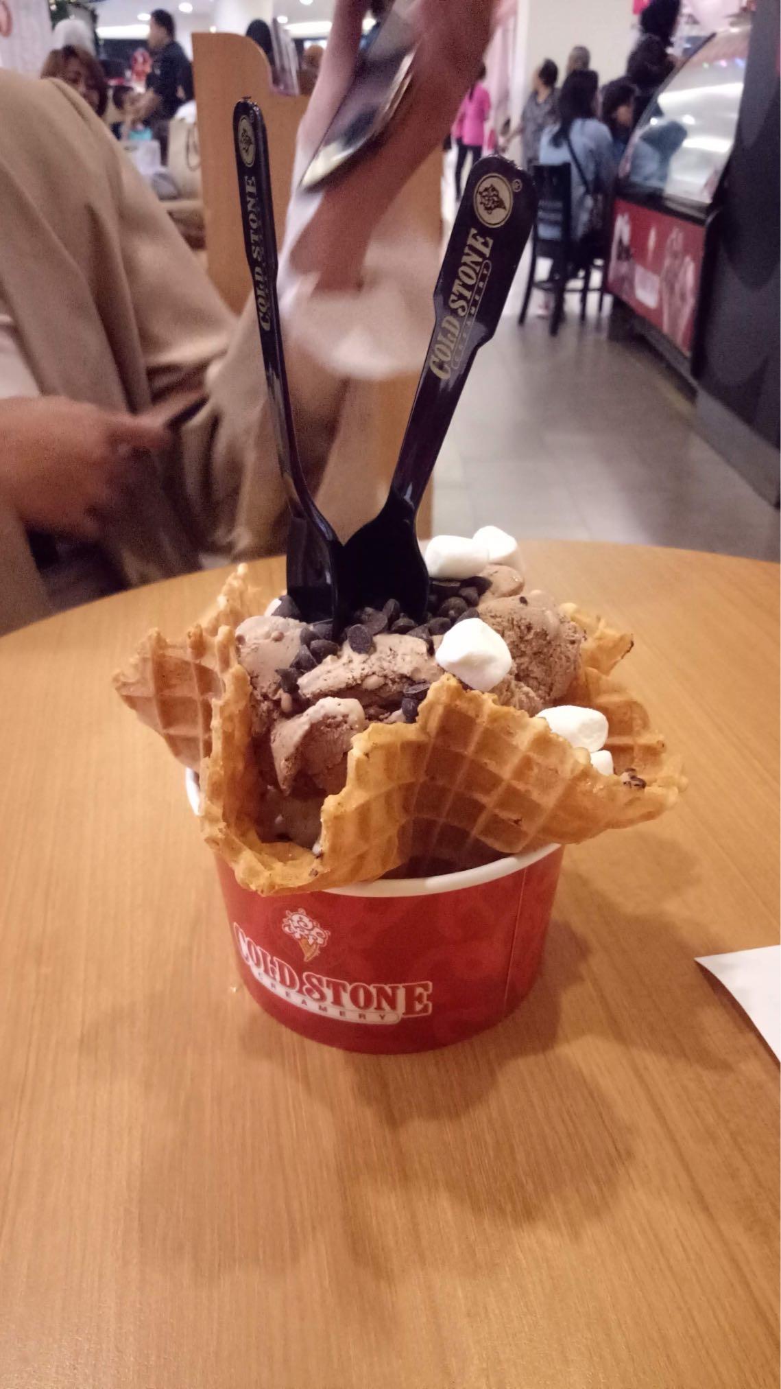 Cold Stone Creamery review